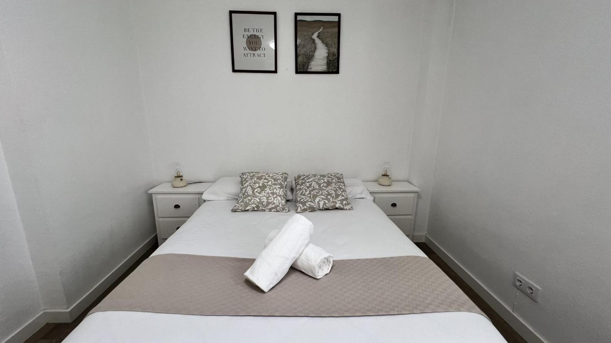Apartamenticos Plaza Del Pilar III Saragozza Esterno foto